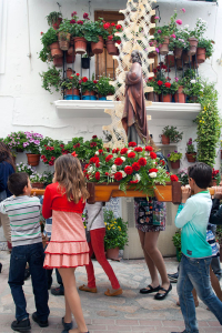 El Encuentro: San Juan portado por los niños